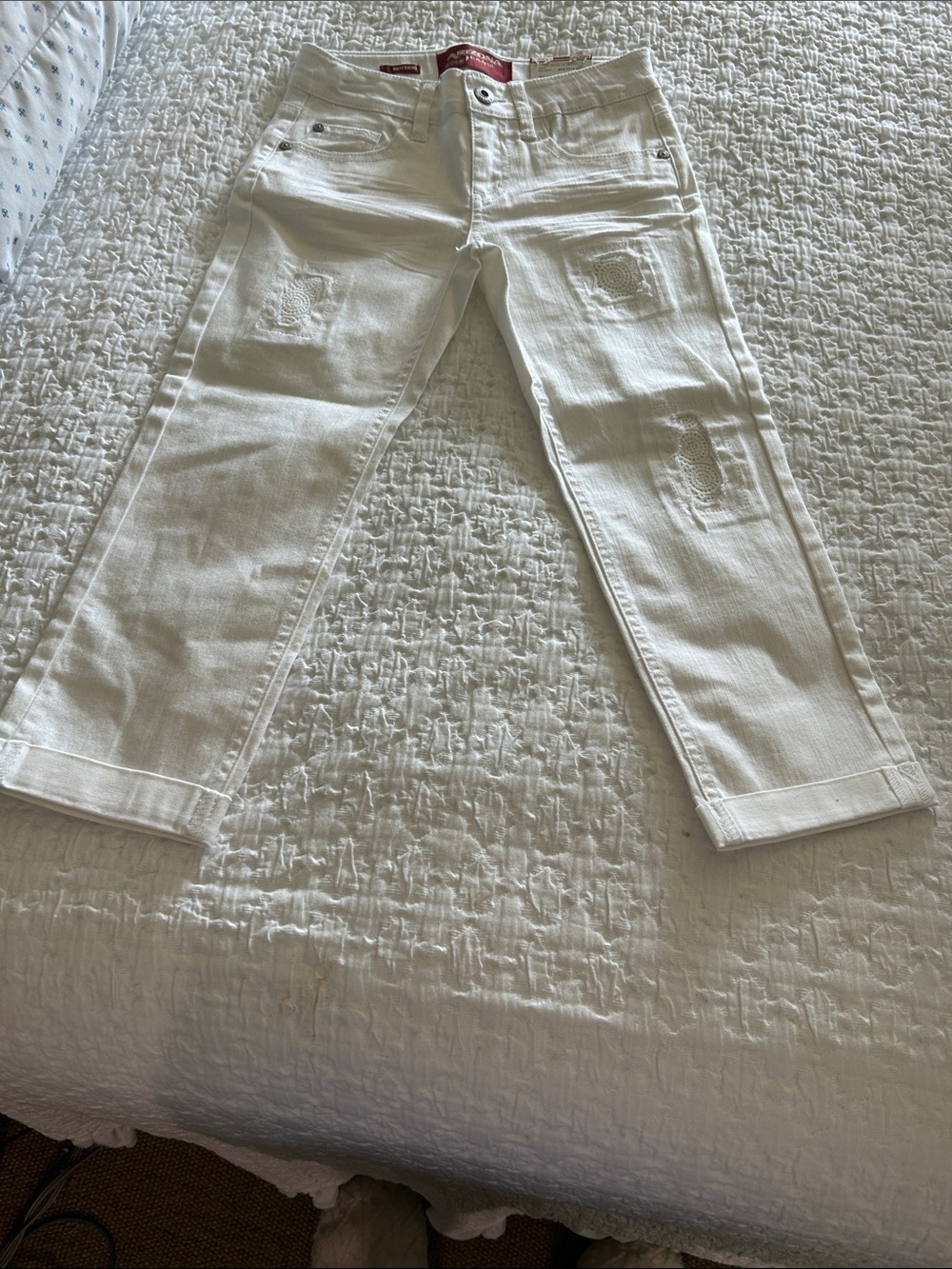 Arizona Jean Company White Boyfriend Jeans
